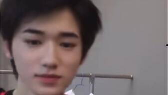 宋亚轩吃醋爆料视频,揭秘吃醋背后的甜蜜瞬间